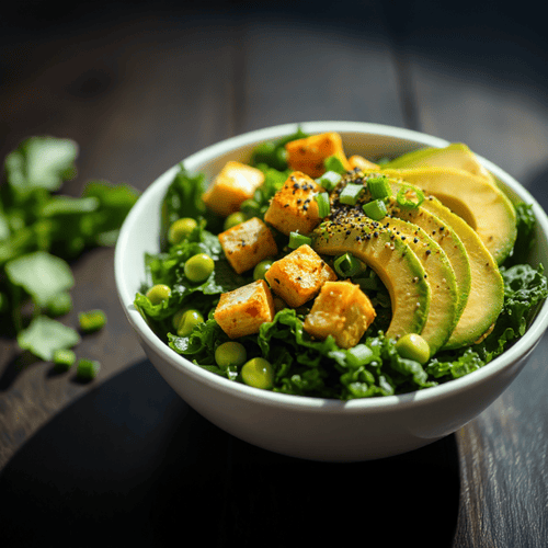 Detox Grünkohl Bowl mit Tofu und Avocado
